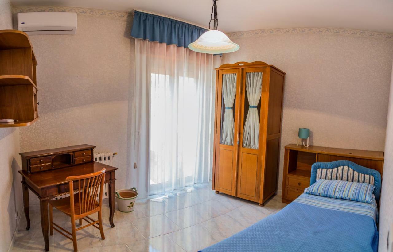 B&B Cortile Aurora Bronte Exterior foto
